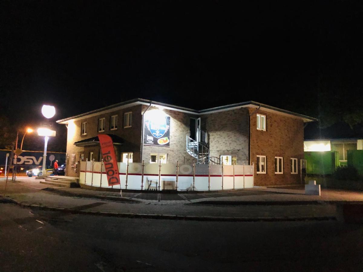 Motel Am Outletcenter Ноймюнстер Экстерьер фото