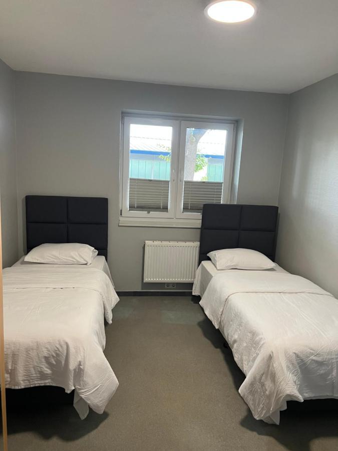 Motel Am Outletcenter Ноймюнстер Экстерьер фото